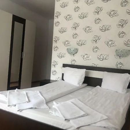 Casa Adrian Guest house *
